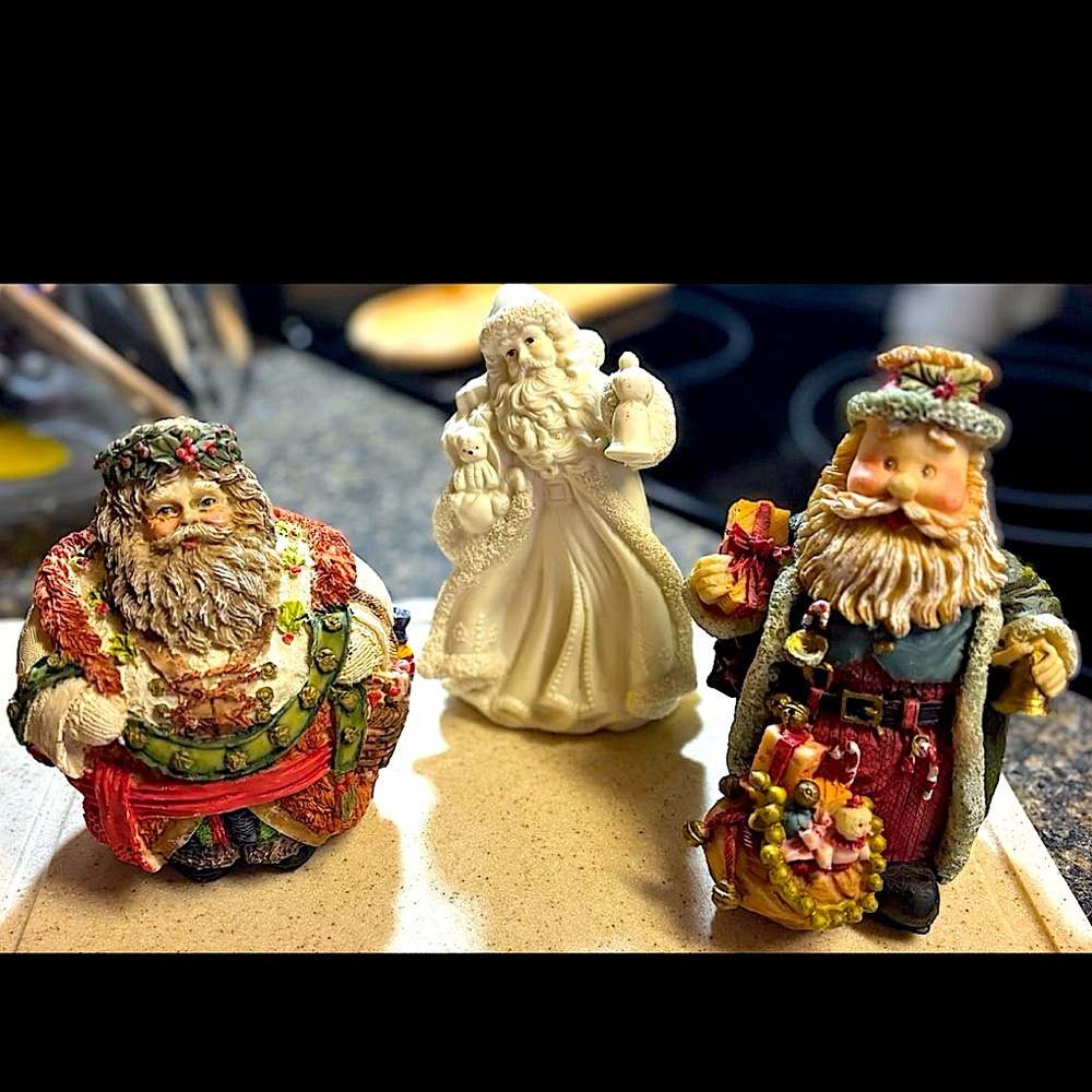 Christmas’s Figurines - set of 3
